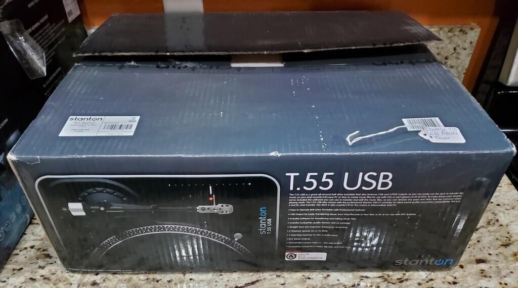 NIB Stanton T.55 USB Turntable