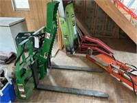 Frontier PG12 Quick-Connect Pallet Forks