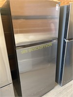 Criterion (Menards) Refrigerator