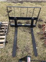 Regular 48-in Pallet Forks-Skid Steer Quick Attach