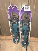 Tubbs snow shoes 32"