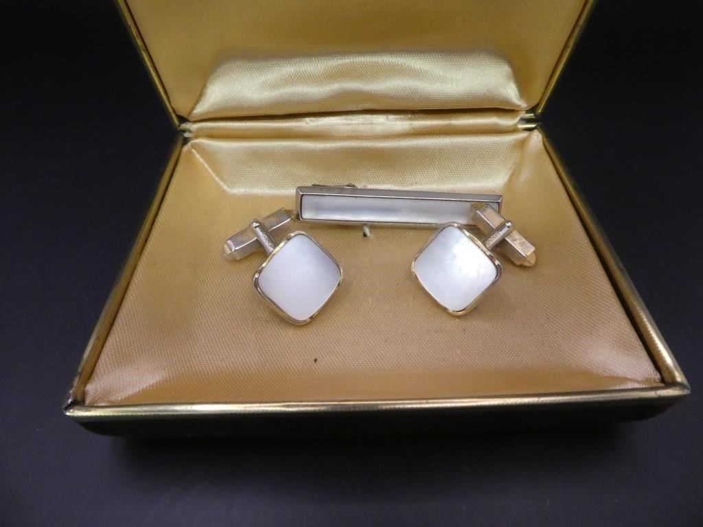 EASTER EXTRAVAGANT JEWELRY ONLINE AUCTION