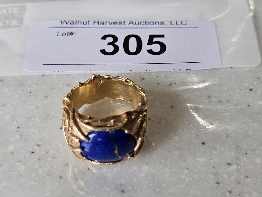 MENS 14K RING WITH LAPIS STONE