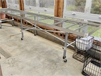 GROW TABLE W/ADJUSTABLE 15 FOOT X 30 INCHES WIDE