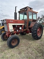 IH 1066 Tractor w/ Cab