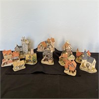11 David Winter Hand Made / Hand Painted Cottages