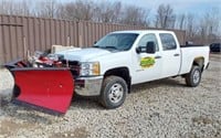 2013 CHEVY 2500HD WITH PLOW