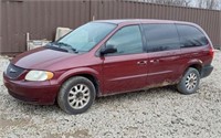2003 CHRYSLER TOWN AND COUNTRY VAN