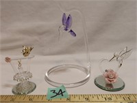 3 Artglass Items: Humming Birds & Wishing Well