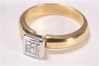 Nice 18ct Yellow Gold Diamond Ring,