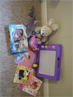 MIsc childrens toys lot