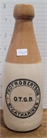 THOS ROBERTSON ST CATHARINES GINGER BEER BOTTLE