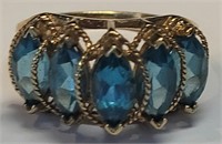 A blue topaz ring in 14K white gold