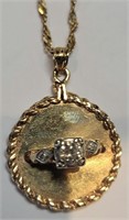Diamond pendant in 14K gold on chain 14k gold