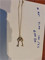 Tiffany & Co. key pendant 18k yellow gold