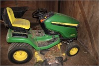 JOHN DEERE X380 W/60 INCH DECK 287 HOURS/BAGGER