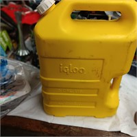 Igloo 3 gallon Container