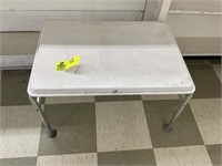 ADJUSTABLE SEAT OR SHOWER TABLE