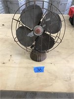 VINTAGE FAN