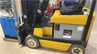 YALE ELECTRIC FORKLIFT W/CHARGER 1955hrs