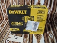 New Dewalt DCF809D1 1/4" Impact Driver Kit