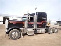 2014 Peterbilt 389 T/A Hiway Tractor - Sleeper 1XP