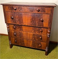 antique dresser - Good condition