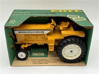 1/16 Ertl Minneapolis Moline G1000 in Box