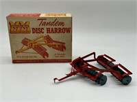 1/16 Slik Minneapolis Moline Disc Harrow w/ Box