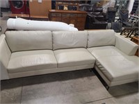 LEATHER 3/3 SOFA W/ CHASE 10' 4" X 37"/59" X 17.5"
