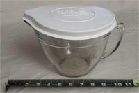 The Pampered Chef 8 cup Batter Bowl
