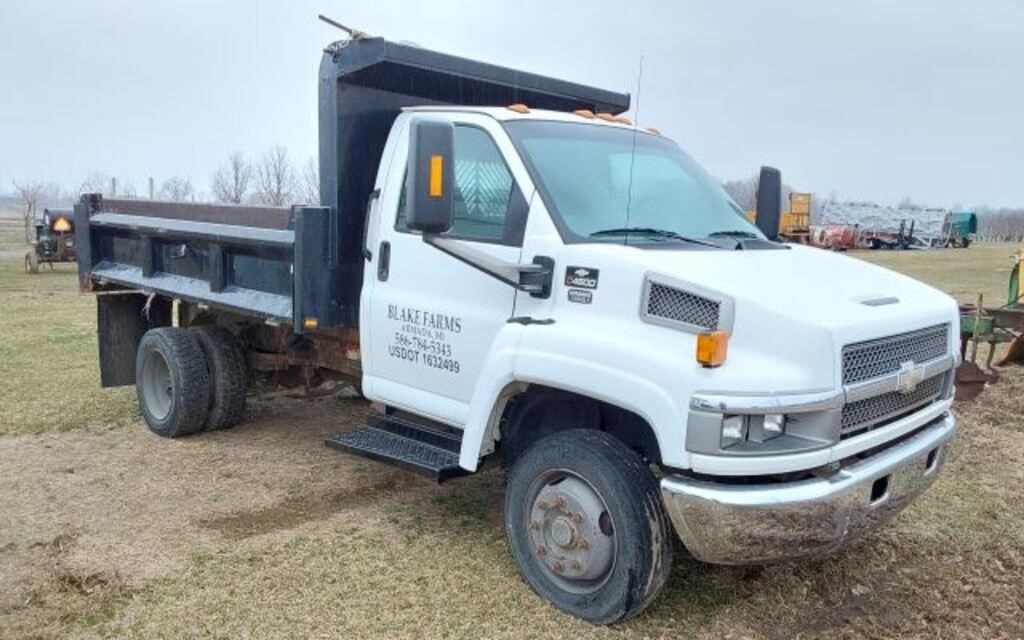 2006 CHEVY C4500 DUMP 
DURAMAX DIESEL 
VIN#-