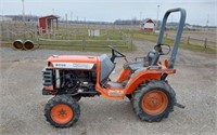 KUBOTA B1700 TRACTORFRONT WHEEL ASSIST