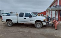 2004 GMC 2500 HD 
4 X 4 
MILES-171,118
VIN#-