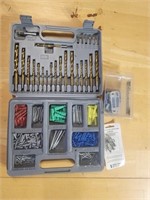 Drill bit set  with fasteners