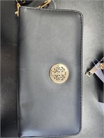 Wristlet zipper wallet