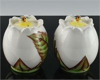 RARE VINTAGE LEFTON BEE LINE SALT PEPPER SHAKER