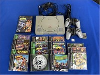 PLAYSTATION 1 W/ 2 CONTROLLERS & 17 GAMES