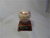 Willie Mays Signed Baseball H.O.F.