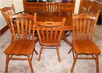 Vintage Oak Dining Table & 6 Oak Chairs