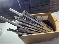Box of steam table dividers