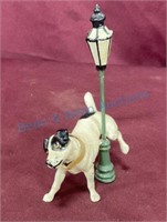 Dog and lamp post nodder