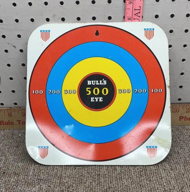 Bulls eye target