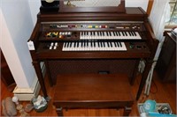 Yamaha electric organ