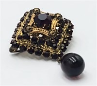 Antique Gold Tone Ladies Blouse Pin