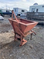 3 POINT, BROAD CAST SPREADER