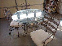 Glass top patio Table & Four Chairs