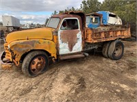CHEVROLET TRUCK WITH EXTRA CAB