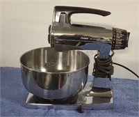 Sunbeam Mixmaster stand mixer with one bowl. No