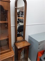 >Butler lighted display cabinet with mirror